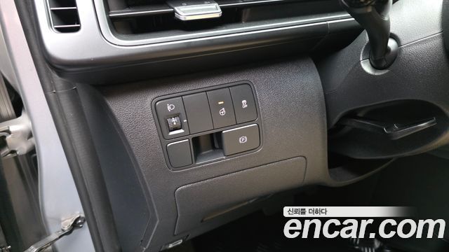 Hyundai Staria L3.5 Cargo 5-Seater Modern 2022 — фото 20