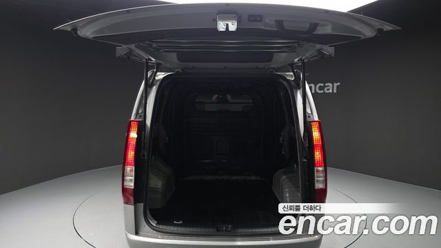 Hyundai Staria L3.5 Cargo 5-Seater Modern 2022 — фото 30