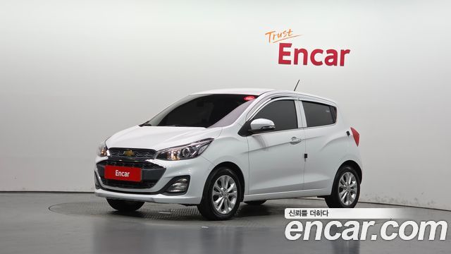 Chevrolet Spark Premier 2022 — фото 1