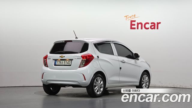 Chevrolet Spark Premier 2022 — фото 2