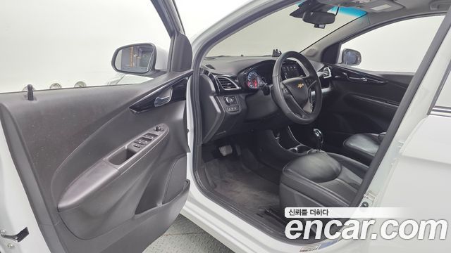 Chevrolet Spark Premier 2022 — фото 10