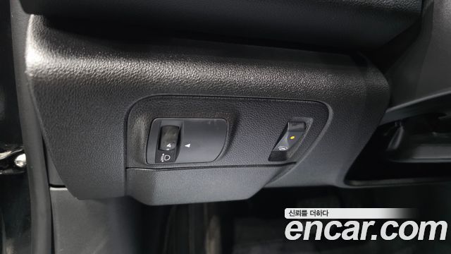 Renault Korea SM6 2.0 LPe SE (Disabled) 2019 — фото 20