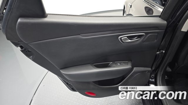 Renault Korea SM6 2.0 LPe SE (Disabled) 2019 — фото 25