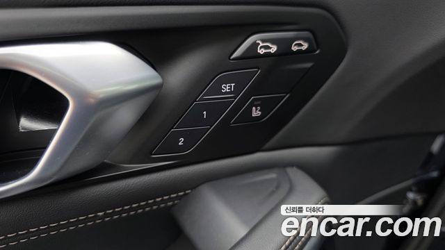 BMW X6 (G06) xDrive40i M Sport 2025 — фото 19