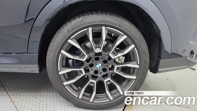 BMW X6 (G06) xDrive40i M Sport 2025 — фото 21