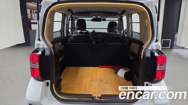 Kia Ray EV Van 2-Seater AIr 2024 — фото 18