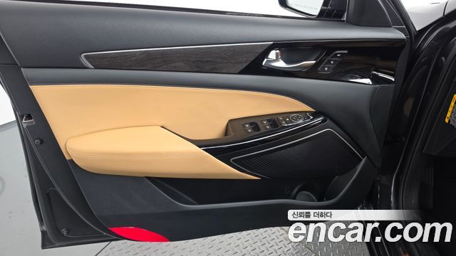 Kia K7 Premier 2.5 GDI Noblesse 2020 — фото 24