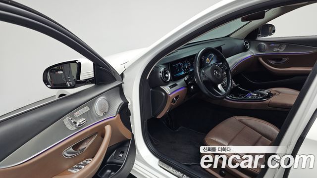 Mercedes-Benz E-Class (W213) E300 AMG Line 2018 — фото 10