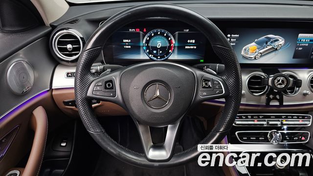 Mercedes-Benz E-Class (W213) E300 AMG Line 2018 — фото 13