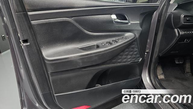 Hyundai Santa Fe Diesel 2.2 2WD Prestige 2021 — фото 24
