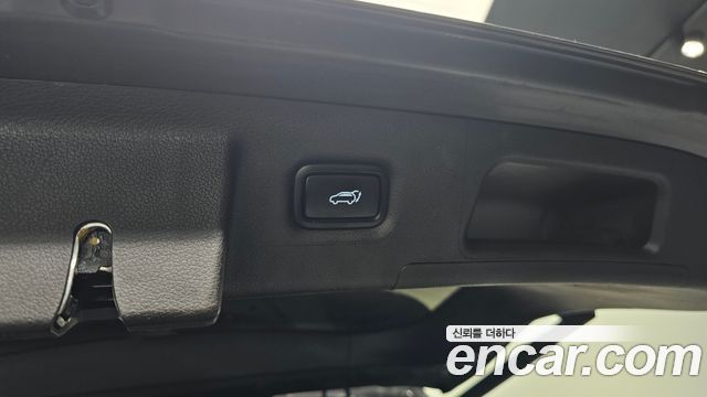 Hyundai Santa Fe Diesel 2.2 2WD Prestige 2021 — фото 27