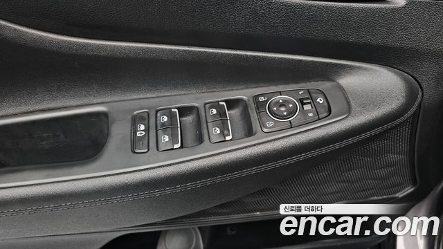 Hyundai Santa Fe Diesel 2.2 2WD Prestige 2021 — фото 30