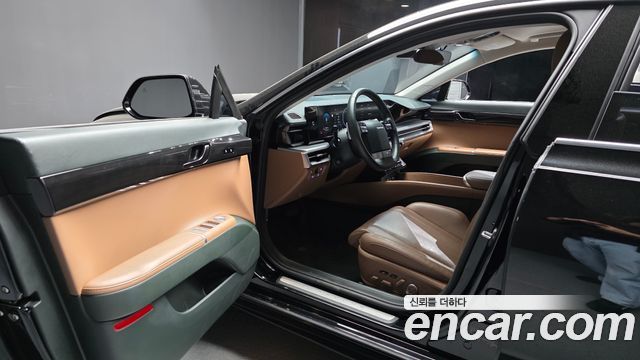 Hyundai Grandeur (GN7) 2,5 Gasoline 2WD Exclusive 2023 — фото 10