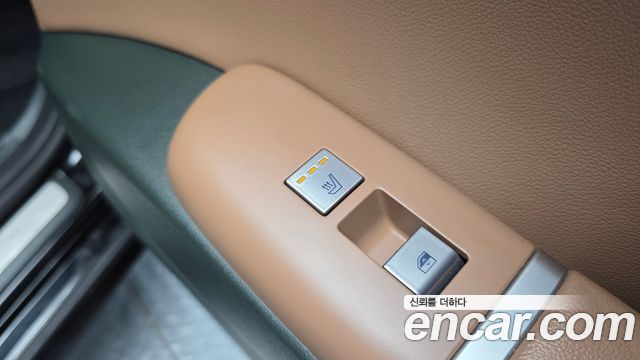 Hyundai Grandeur (GN7) 2,5 Gasoline 2WD Exclusive 2023 — фото 19