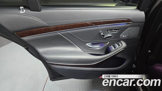 Mercedes-Benz S-Class (W222) S560L 4MATIC 2020 — фото 25
