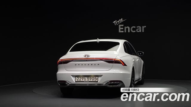 Hyundai Grandeur Hybrid (IG) Exclusive 2020 — фото 4