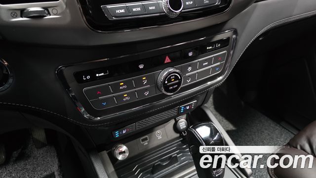 KG Mobility (SsangYong) Rexton Sports Diesel 2.2 4WD Prestige 2019 — фото 17