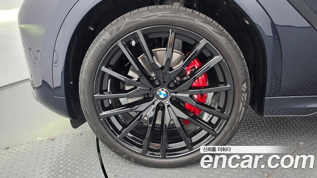 BMW X6 (G06) xDrive40d M Sport Online Exclusive 2025 — фото 5