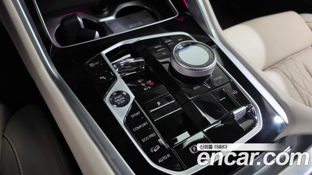 BMW X6 (G06) xDrive40d M Sport Online Exclusive 2025 — фото 9