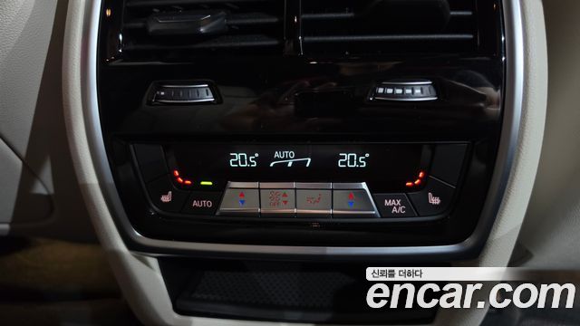 BMW X6 (G06) xDrive40d M Sport Online Exclusive 2025 — фото 33