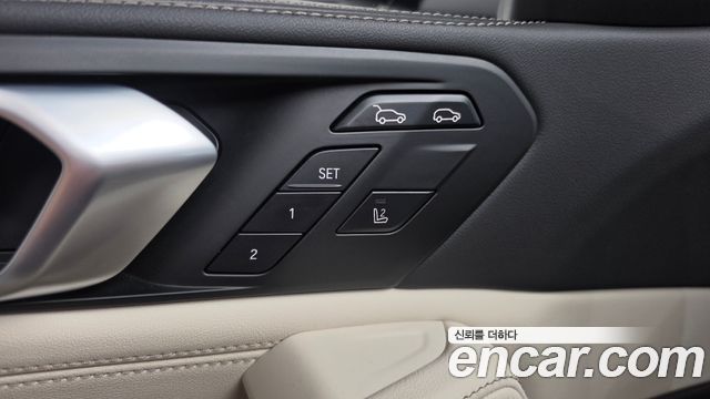 BMW X6 (G06) xDrive40d M Sport Online Exclusive 2025 — фото 35