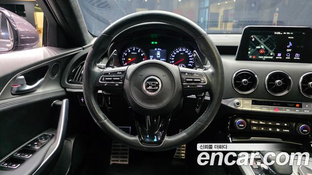 Kia Stinger 2.0 Turbo 2WD Prime 2020 — фото 13