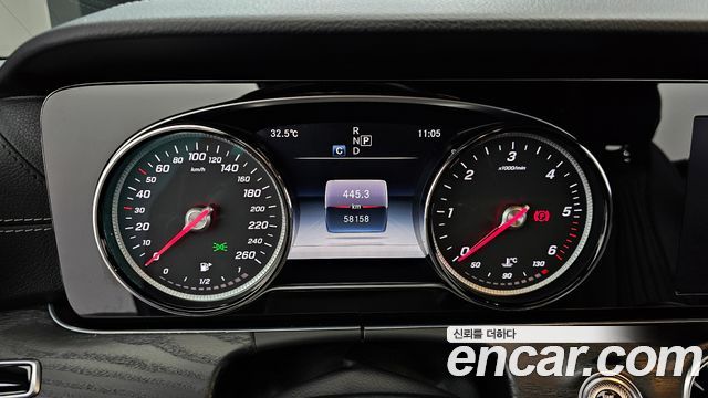 Mercedes-Benz E-Class (W213) E220d Cabriolet 2018 — фото 8