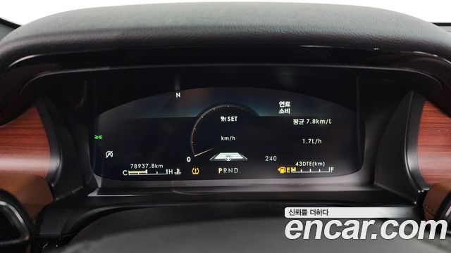 Lincoln Aviator (II) 3.0 Reserve  AWD 2021 — фото 8
