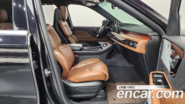 Lincoln Aviator (II) 3.0 Reserve  AWD 2021 — фото 11
