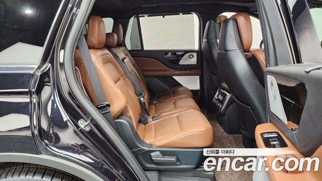 Lincoln Aviator (II) 3.0 Reserve  AWD 2021 — фото 12