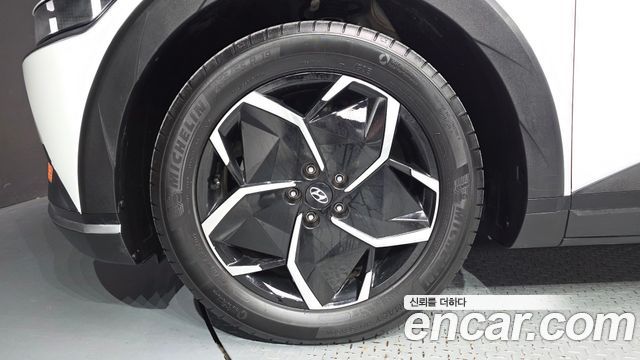 Hyundai Ioniq 5 Standard Exclusive 2023 — фото 5