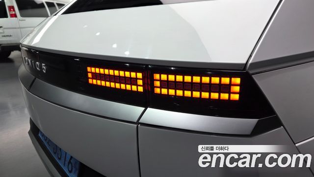 Hyundai Ioniq 5 Standard Exclusive 2023 — фото 23