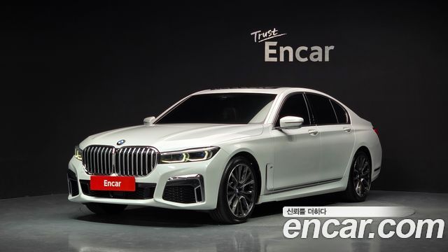 BMW 7 Series (G11) 740d xDrive M Sport