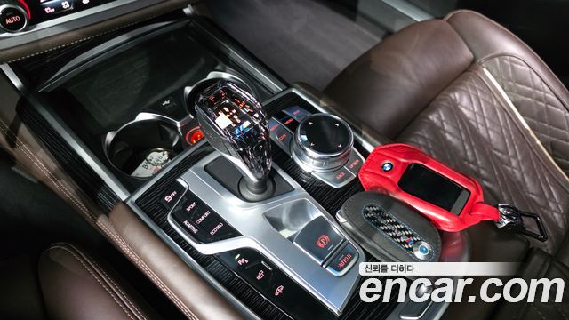 BMW 7 Series (G11) 740d xDrive M Sport 2020 — фото 9
