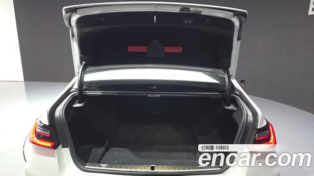 BMW 7 Series (G11) 740d xDrive M Sport 2020 — фото 20