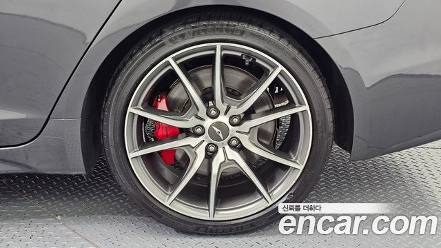 Genesis G70 2.0T AWD Sport Package 2018 — фото 21