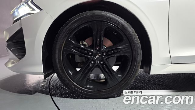 Kia K5 (III) 2.0 Noblesse 2021 — фото 5