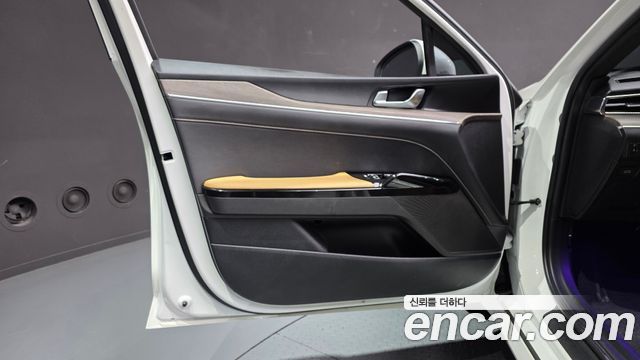 Kia K5 (III) 2.0 Noblesse 2021 — фото 24