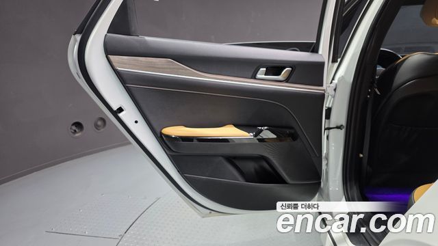 Kia K5 (III) 2.0 Noblesse 2021 — фото 25