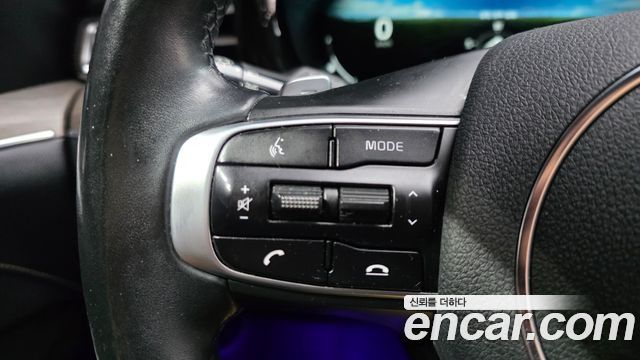 Kia K5 (III) 2.0 Noblesse 2021 — фото 30