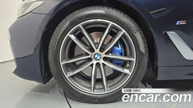 BMW 5 Series (G30) 520i M Sport 2022 — фото 5