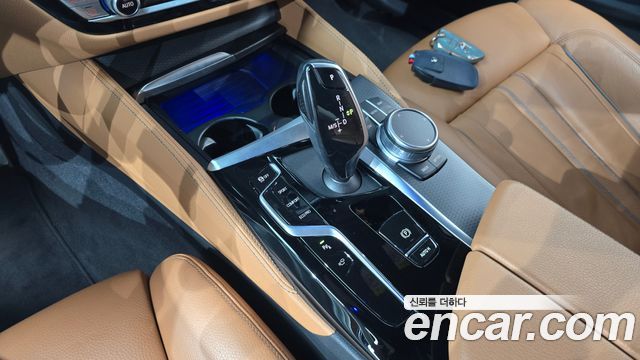 BMW 5 Series (G30) 520i M Sport 2022 — фото 9