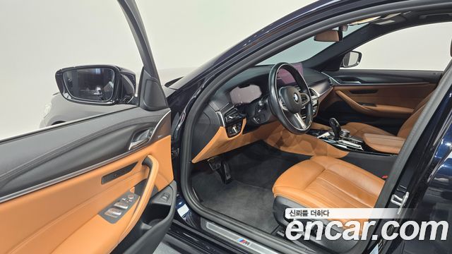 BMW 5 Series (G30) 520i M Sport 2022 — фото 10