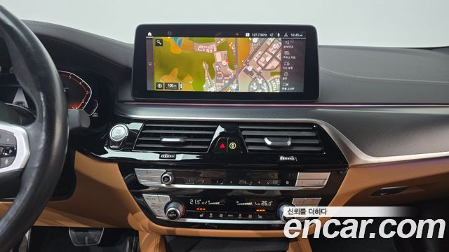 BMW 5 Series (G30) 520i M Sport 2022 — фото 13