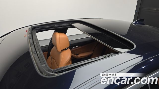 BMW 5 Series (G30) 520i M Sport 2022 — фото 19