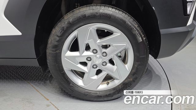 Hyundai Kona (SX2) Gasoline 1.6 Turbo 2WD Premium 2023 — фото 5