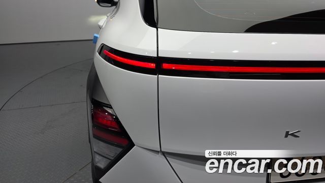 Hyundai Kona (SX2) Gasoline 1.6 Turbo 2WD Premium 2023 — фото 23