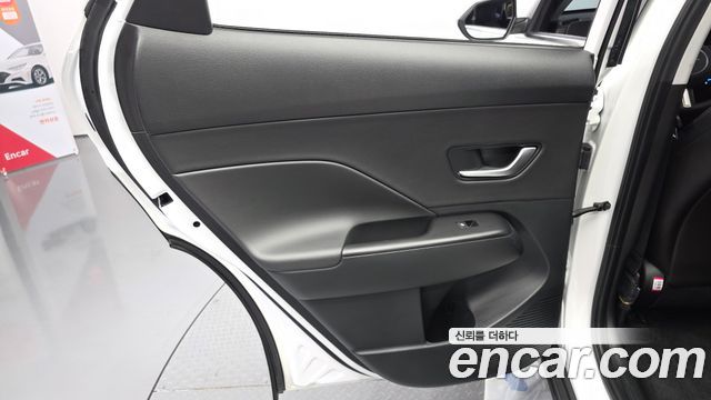 Hyundai Kona (SX2) Gasoline 1.6 Turbo 2WD Premium 2023 — фото 25