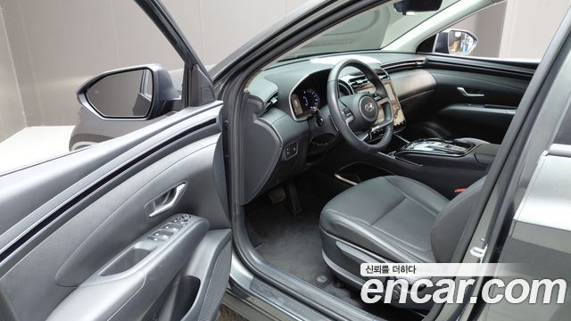 Hyundai Tucson (NX4) Gasoline 1.6 Turbo 2WD Premium 2023 — фото 10