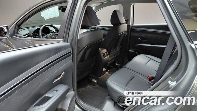 Hyundai Tucson (NX4) Gasoline 1.6 Turbo 2WD Premium 2023 — фото 12